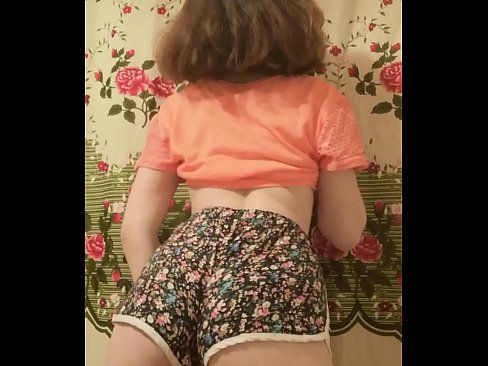 ❤️ Секси младо бебе кое ги соблекува шорцевите пред камера ️❌ Ебате на mk.pornsexer.ru ❌